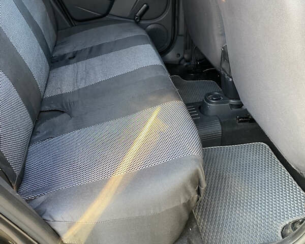 Чорний Дачія Duster, об'ємом двигуна 1.6 л та пробігом 227 тис. км за 10850 $, фото 15 на Automoto.ua