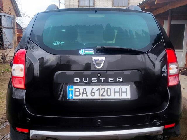 Черный Дачия Duster, объемом двигателя 1.5 л и пробегом 215 тыс. км за 10600 $, фото 4 на Automoto.ua