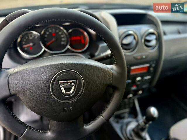 Черный Дачия Duster, объемом двигателя 1.5 л и пробегом 215 тыс. км за 8899 $, фото 17 на Automoto.ua