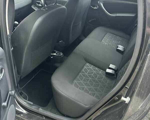 Чорний Дачія Duster, об'ємом двигуна 1.2 л та пробігом 140 тис. км за 8200 $, фото 19 на Automoto.ua