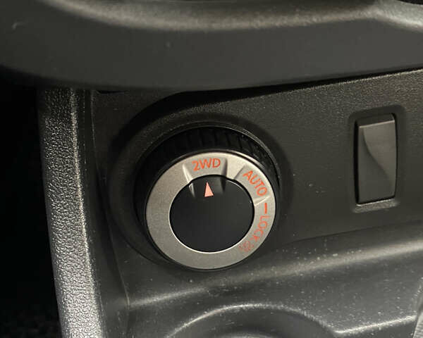 Черный Дачия Duster, объемом двигателя 1.5 л и пробегом 137 тыс. км за 11777 $, фото 32 на Automoto.ua