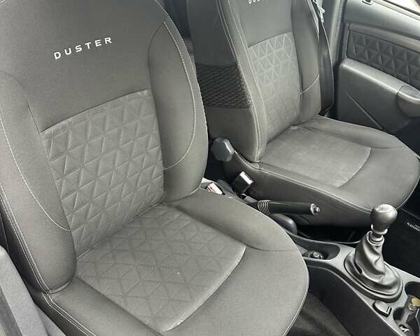 Черный Дачия Duster, объемом двигателя 1.2 л и пробегом 149 тыс. км за 7900 $, фото 15 на Automoto.ua