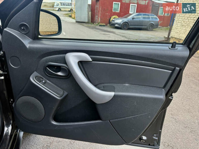 Черный Дачия Duster, объемом двигателя 1.5 л и пробегом 215 тыс. км за 9299 $, фото 26 на Automoto.ua