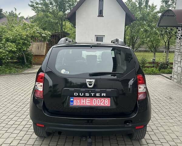 Черный Дачия Duster, объемом двигателя 1.2 л и пробегом 149 тыс. км за 7900 $, фото 2 на Automoto.ua