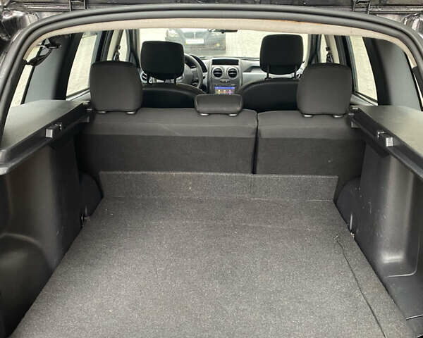 Черный Дачия Duster, объемом двигателя 1.5 л и пробегом 137 тыс. км за 11777 $, фото 28 на Automoto.ua