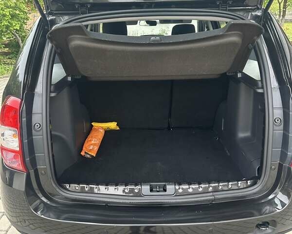 Черный Дачия Duster, объемом двигателя 1.2 л и пробегом 149 тыс. км за 8300 $, фото 19 на Automoto.ua