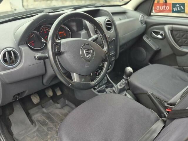 Чорний Дачія Duster, об'ємом двигуна 1.6 л та пробігом 71 тис. км за 11750 $, фото 17 на Automoto.ua