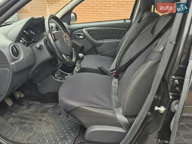 Чорний Дачія Duster, об'ємом двигуна 1.6 л та пробігом 71 тис. км за 11750 $, фото 20 на Automoto.ua