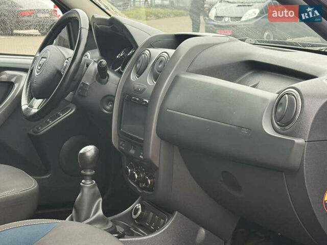 Чорний Дачія Duster, об'ємом двигуна 1.6 л та пробігом 159 тис. км за 10999 $, фото 42 на Automoto.ua
