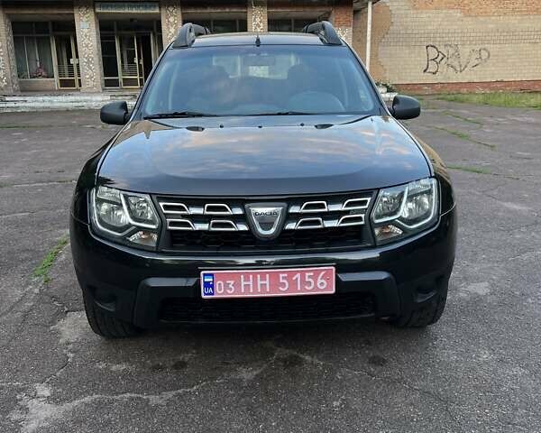 Черный Дачия Duster, объемом двигателя 1.6 л и пробегом 174 тыс. км за 9900 $, фото 4 на Automoto.ua