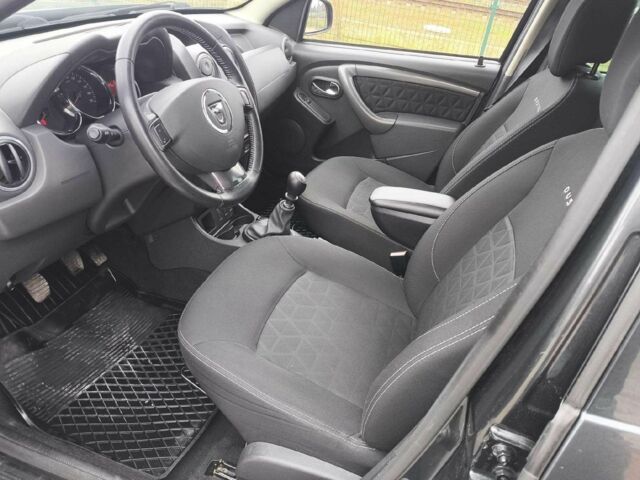 Чорний Дачія Duster, об'ємом двигуна 1.2 л та пробігом 99 тис. км за 6800 $, фото 9 на Automoto.ua