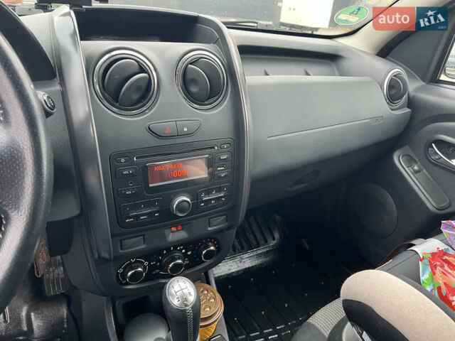 Чорний Дачія Duster, об'ємом двигуна 1.6 л та пробігом 134 тис. км за 11000 $, фото 9 на Automoto.ua