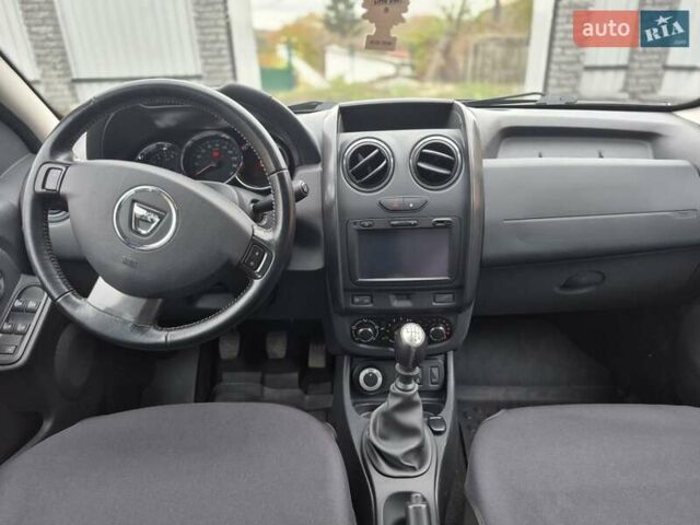 Чорний Дачія Duster, об'ємом двигуна 1.6 л та пробігом 71 тис. км за 11750 $, фото 22 на Automoto.ua