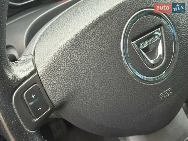 Чорний Дачія Duster, об'ємом двигуна 1.6 л та пробігом 159 тис. км за 10999 $, фото 47 на Automoto.ua
