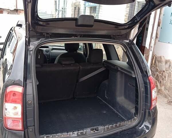 Черный Дачия Duster, объемом двигателя 1.5 л и пробегом 115 тыс. км за 9500 $, фото 3 на Automoto.ua