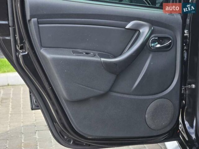 Черный Дачия Duster, объемом двигателя 1.2 л и пробегом 91 тыс. км за 10200 $, фото 9 на Automoto.ua