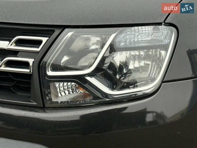 Черный Дачия Duster, объемом двигателя 1.6 л и пробегом 159 тыс. км за 10999 $, фото 16 на Automoto.ua