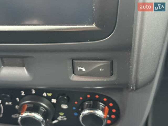 Чорний Дачія Duster, об'ємом двигуна 1.6 л та пробігом 159 тис. км за 10999 $, фото 52 на Automoto.ua