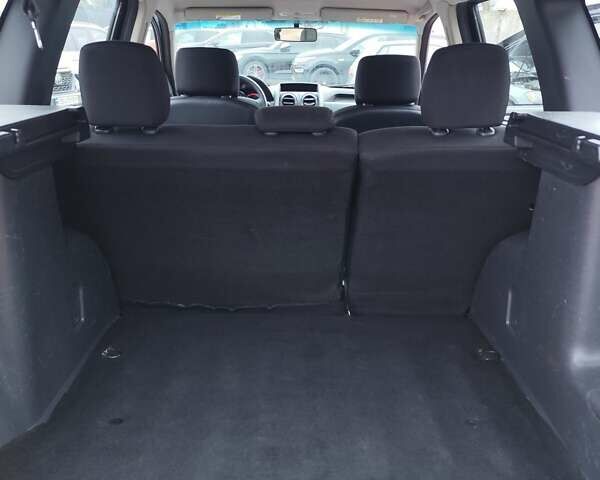 Черный Дачия Duster, объемом двигателя 1.6 л и пробегом 174 тыс. км за 9999 $, фото 25 на Automoto.ua