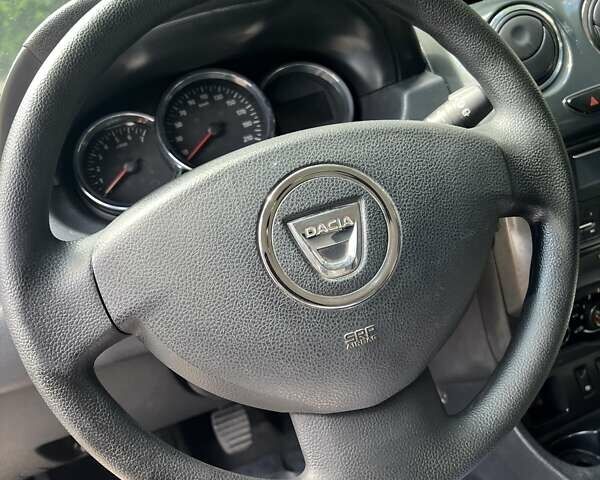 Черный Дачия Duster, объемом двигателя 1.6 л и пробегом 174 тыс. км за 9900 $, фото 40 на Automoto.ua