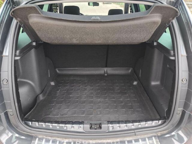Чорний Дачія Duster, об'ємом двигуна 1.2 л та пробігом 99 тис. км за 6800 $, фото 15 на Automoto.ua