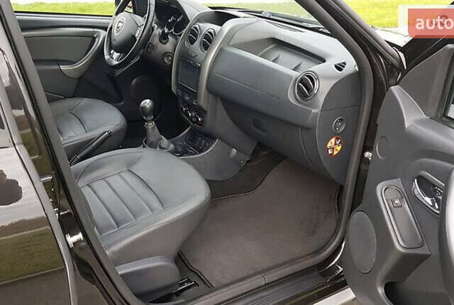 Черный Дачия Duster, объемом двигателя 1.5 л и пробегом 150 тыс. км за 11500 $, фото 21 на Automoto.ua