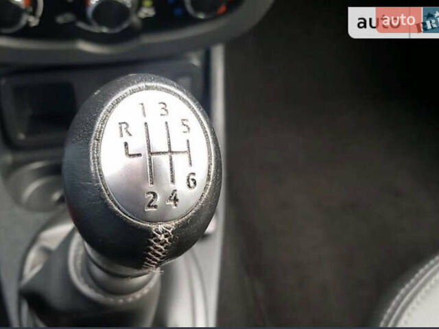 Черный Дачия Duster, объемом двигателя 1.5 л и пробегом 150 тыс. км за 11500 $, фото 29 на Automoto.ua