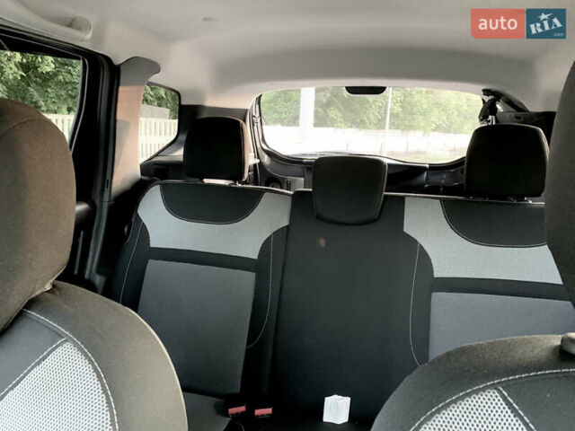 Черный Дачия Duster, объемом двигателя 1.5 л и пробегом 239 тыс. км за 11300 $, фото 46 на Automoto.ua