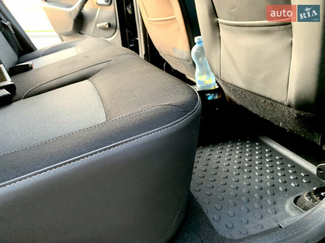 Черный Дачия Duster, объемом двигателя 1.5 л и пробегом 239 тыс. км за 11300 $, фото 35 на Automoto.ua