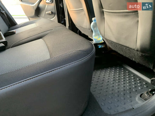 Черный Дачия Duster, объемом двигателя 1.5 л и пробегом 239 тыс. км за 11300 $, фото 16 на Automoto.ua