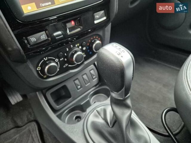 Чорний Дачія Duster, об'ємом двигуна 1.5 л та пробігом 96 тис. км за 12998 $, фото 23 на Automoto.ua