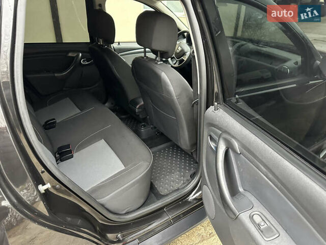 Чорний Дачія Duster, об'ємом двигуна 1.5 л та пробігом 218 тис. км за 12999 $, фото 34 на Automoto.ua