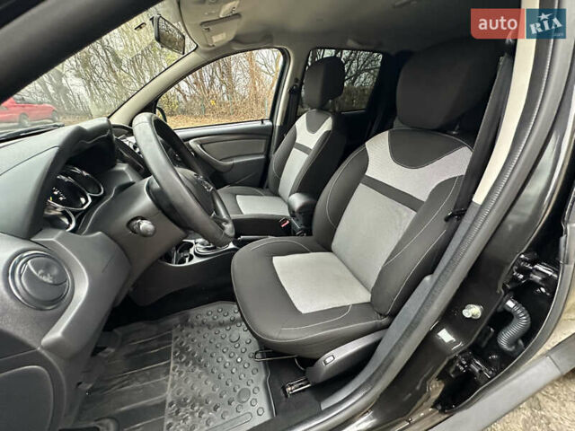 Чорний Дачія Duster, об'ємом двигуна 1.5 л та пробігом 218 тис. км за 12999 $, фото 24 на Automoto.ua