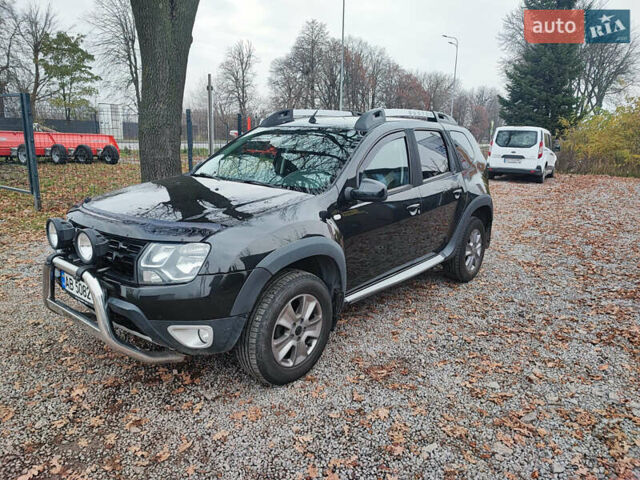 Черный Дачия Duster, объемом двигателя 1.2 л и пробегом 162 тыс. км за 9999 $, фото 1 на Automoto.ua