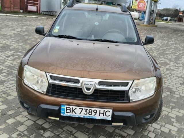 Коричневый Дачия Duster, объемом двигателя 1.5 л и пробегом 230 тыс. км за 8600 $, фото 1 на Automoto.ua