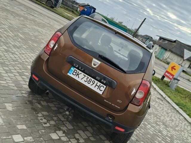 Коричневый Дачия Duster, объемом двигателя 1.5 л и пробегом 230 тыс. км за 8600 $, фото 3 на Automoto.ua