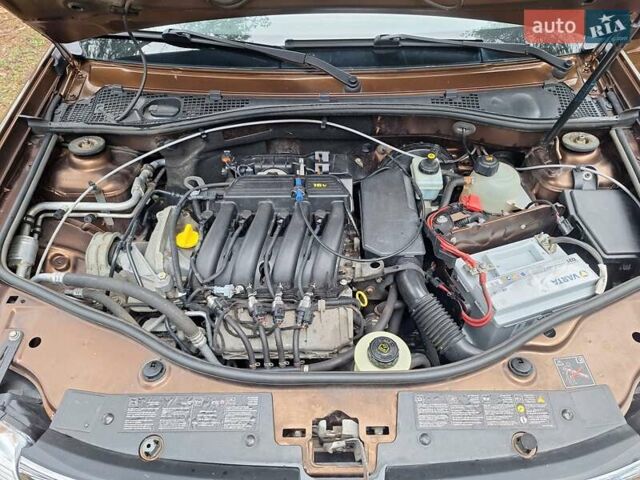 Коричневый Дачия Duster, объемом двигателя 1.6 л и пробегом 212 тыс. км за 8100 $, фото 4 на Automoto.ua