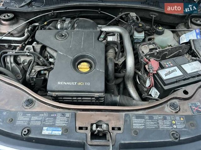 Коричневий Дачія Duster, об'ємом двигуна 1.46 л та пробігом 300 тис. км за 8500 $, фото 10 на Automoto.ua