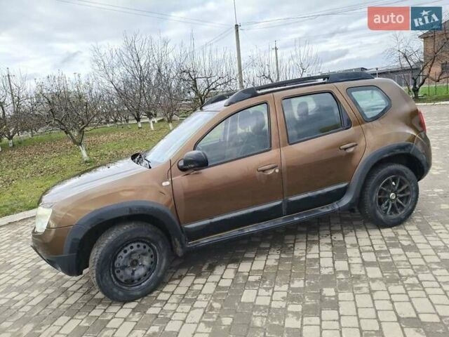 Коричневый Дачия Duster, объемом двигателя 1.5 л и пробегом 230 тыс. км за 8600 $, фото 1 на Automoto.ua