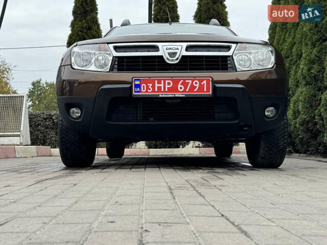 Коричневый Дачия Duster, объемом двигателя 1.6 л и пробегом 170 тыс. км за 8750 $, фото 4 на Automoto.ua
