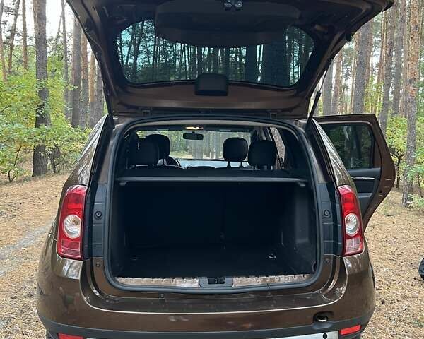 Коричневий Дачія Duster, об'ємом двигуна 1.46 л та пробігом 300 тис. км за 8500 $, фото 5 на Automoto.ua