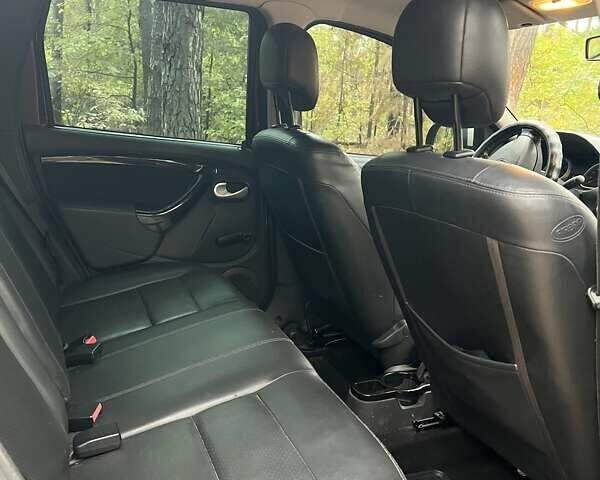 Коричневий Дачія Duster, об'ємом двигуна 1.46 л та пробігом 300 тис. км за 8500 $, фото 4 на Automoto.ua