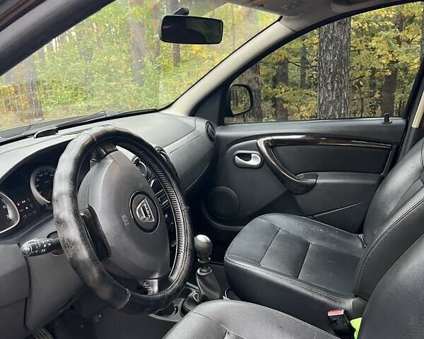 Коричневий Дачія Duster, об'ємом двигуна 1.46 л та пробігом 300 тис. км за 8500 $, фото 1 на Automoto.ua