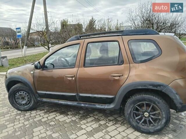 Коричневый Дачия Duster, объемом двигателя 1.5 л и пробегом 230 тыс. км за 8600 $, фото 3 на Automoto.ua