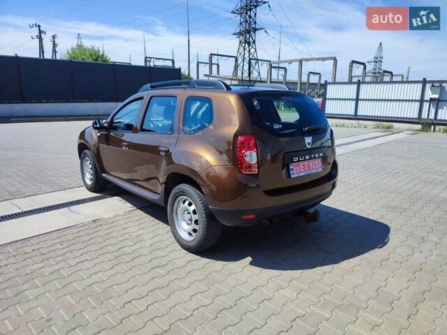 Коричневый Дачия Duster, объемом двигателя 1.6 л и пробегом 281 тыс. км за 8900 $, фото 5 на Automoto.ua