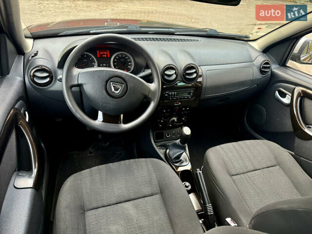 Коричневий Дачія Duster, об'ємом двигуна 1.6 л та пробігом 196 тис. км за 7799 $, фото 19 на Automoto.ua