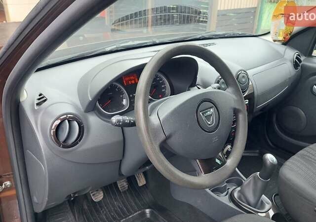 Коричневый Дачия Duster, объемом двигателя 1.6 л и пробегом 225 тыс. км за 7900 $, фото 14 на Automoto.ua