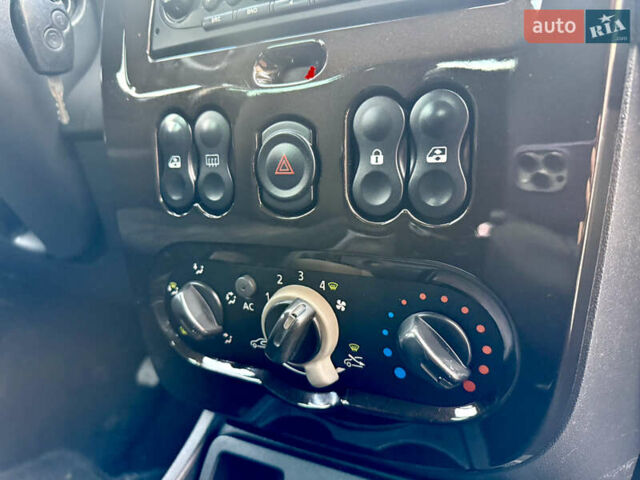 Коричневый Дачия Duster, объемом двигателя 1.6 л и пробегом 196 тыс. км за 7499 $, фото 26 на Automoto.ua