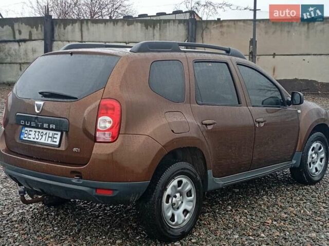 Коричневый Дачия Duster, объемом двигателя 1.5 л и пробегом 203 тыс. км за 8000 $, фото 2 на Automoto.ua