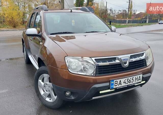 Коричневый Дачия Duster, объемом двигателя 1.6 л и пробегом 225 тыс. км за 7900 $, фото 2 на Automoto.ua